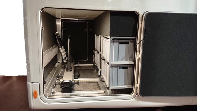 Wohnmobil Regal Aluminium für Concorde Carver